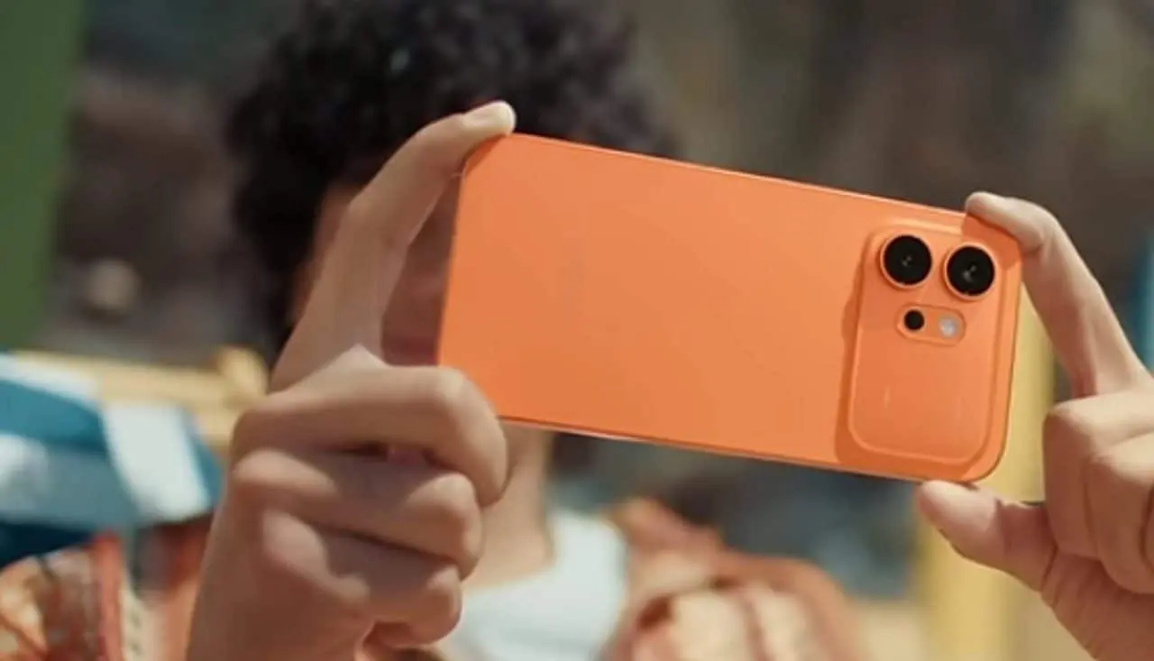 HONOR 600