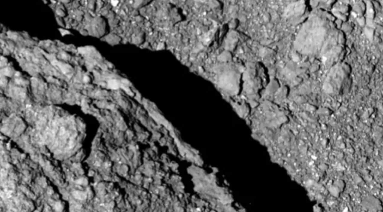 thành phần DNA hoàn chỉnh ở tiểu hành tinh cách xa 300 triệu km - sinh sản/JAXA