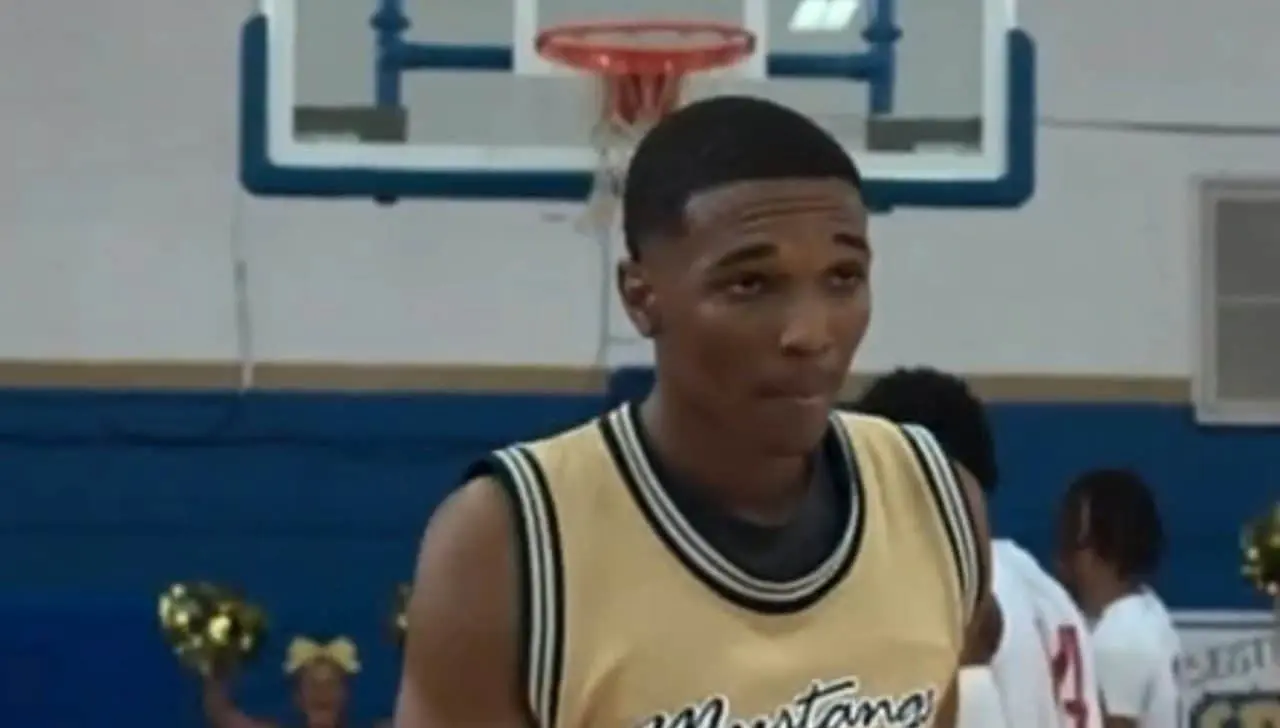 Isaiah Hill