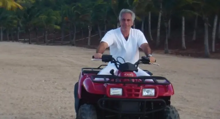 Jeffrey Epstein - Reprodução/Netflix