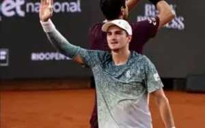 João Fonseca enfrenta Casper Ruud nas oitavas de Roland Garros 2026, com 3 a 3 no 1º set ao vivo