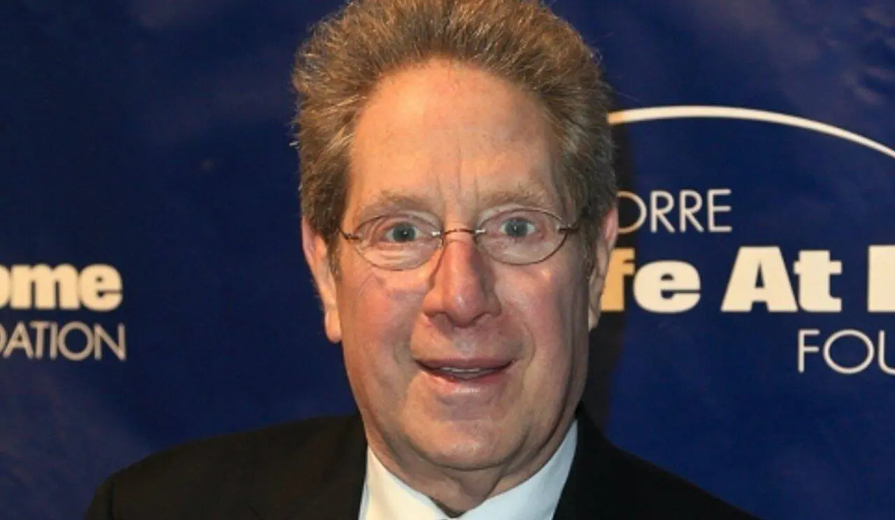 John Sterling - Debby Wong / Shutterstock.com