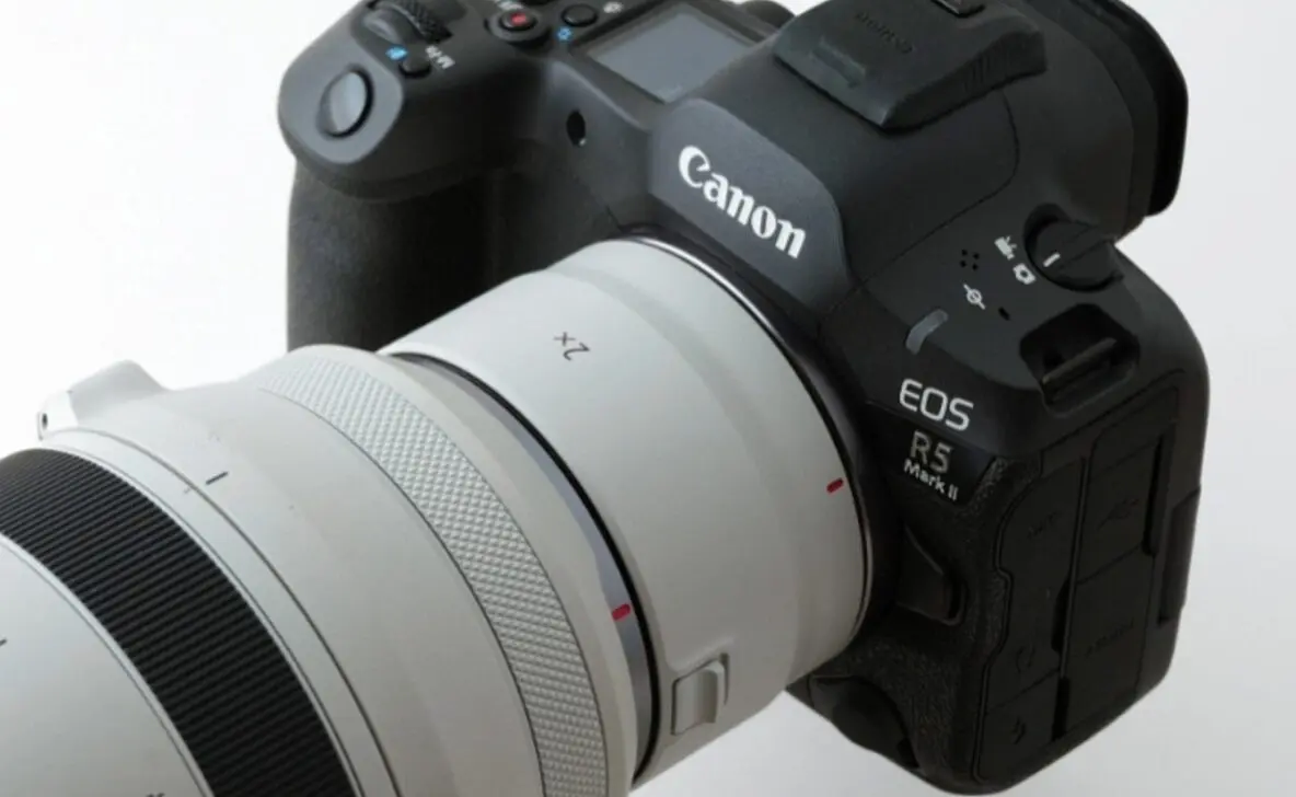 Lente Canon RF100-500mm - publicidad/Canon