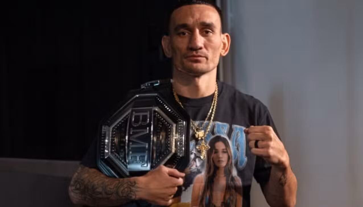 Max Holloway - @blessedmma