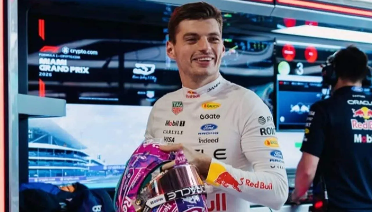 Max Verstappen - @maxverstappen1