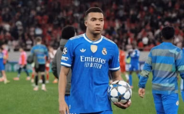Mbappé - x/Mbappé