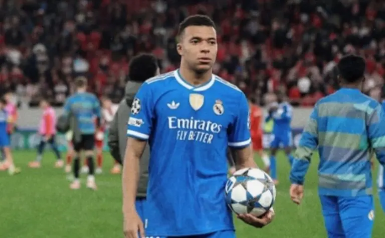 Mbappé - x/Mbappé