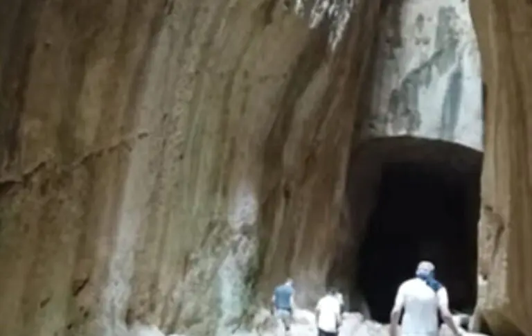Misterioso Tunel na Turquia