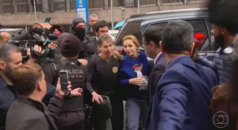 Operação que prendeu Deolane Bezerra partiu de bilhetes achados em cela da Penitenciária de Presidente Venceslau (SP) - Globo