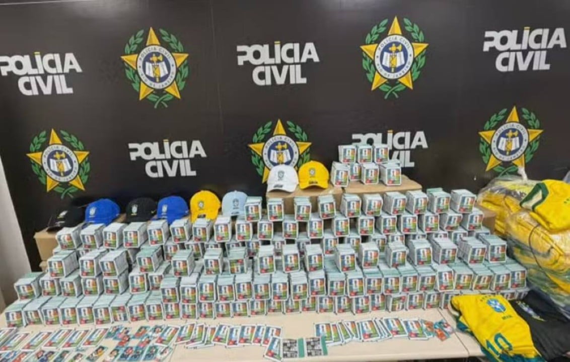 pacotes de figurinhas da copa falsificados