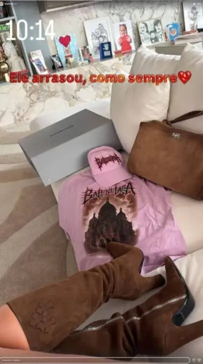 geschenken van Vini Jr aan Virginia
