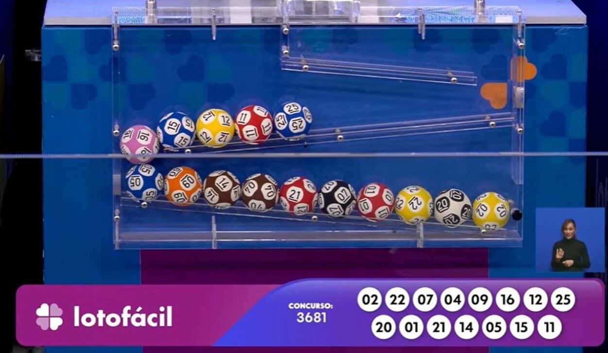 Resultado Lotofácil 3681