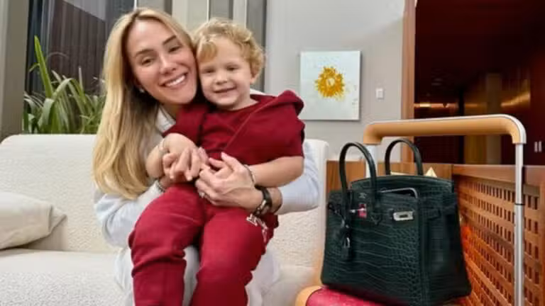 Samara Pink e o filho Miguel - @samarapink_