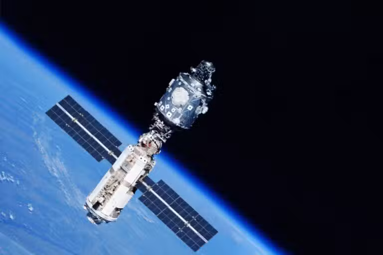 satelite
