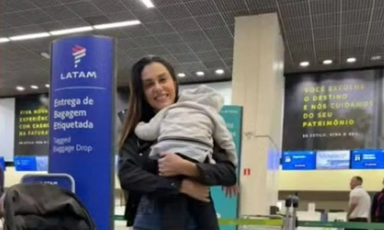 Viviane Carvalho Souza Araújo