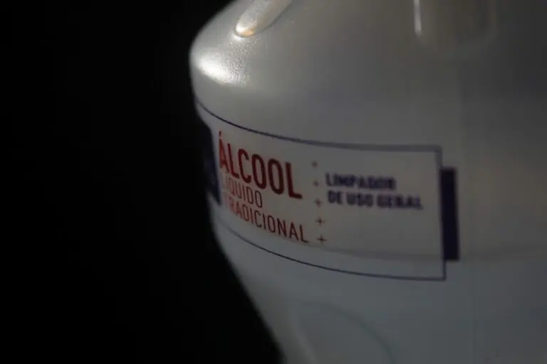 Álcool