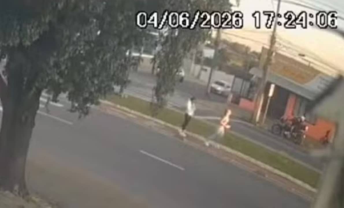 Amigas param em ciclofaixa para tirar fotos e são investigadas por homicídio culposo