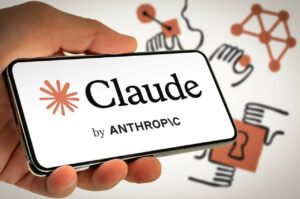 Foto: Anthropic, Claude - gguy / Shutterstock.com