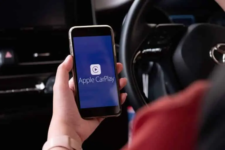 Apple CarPlay