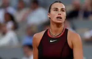 Sabalenka reage em jogo difícil contra Bartůňková e avança às semifinais do WTA 500 de Berlim