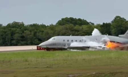 Avião explode após queda em La Romana