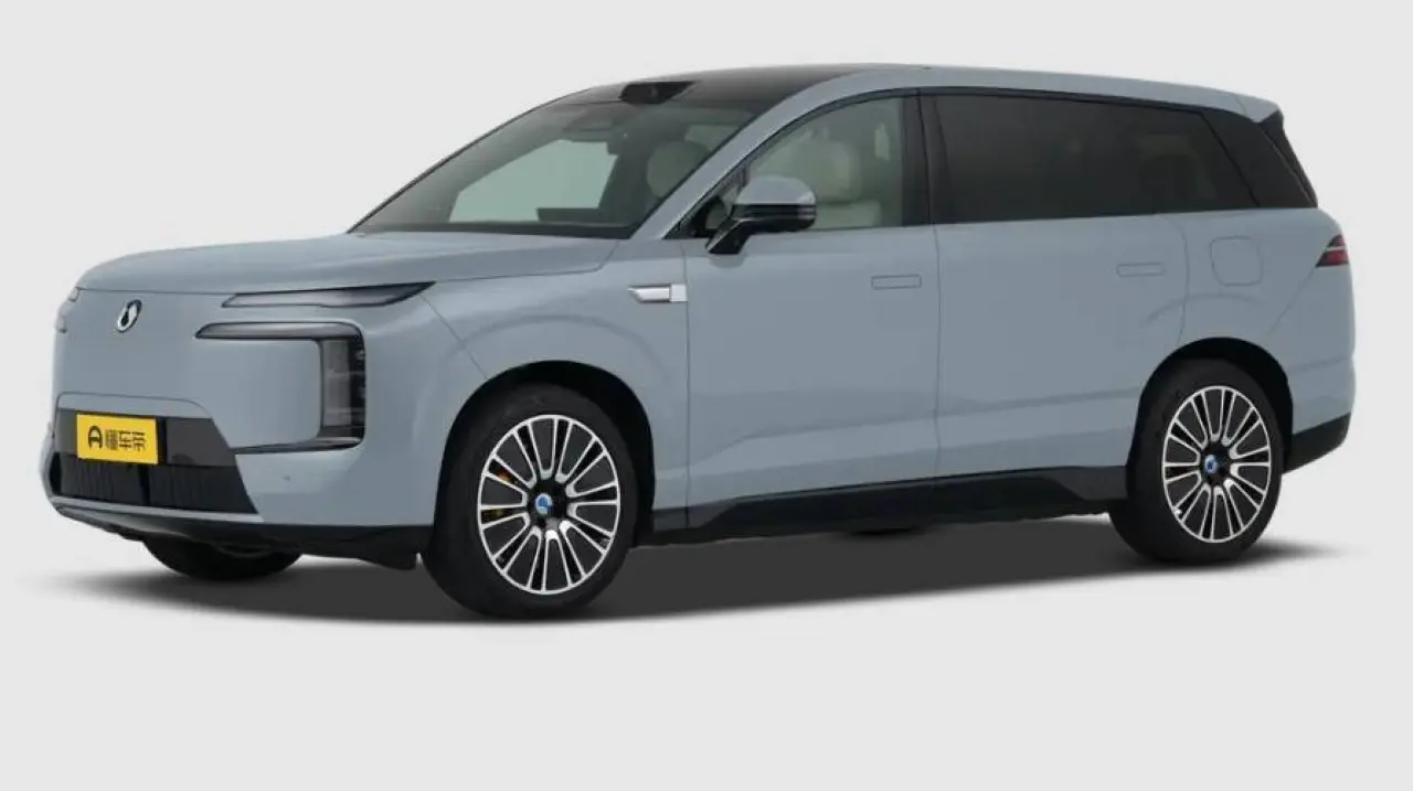BYD Denza N8L 