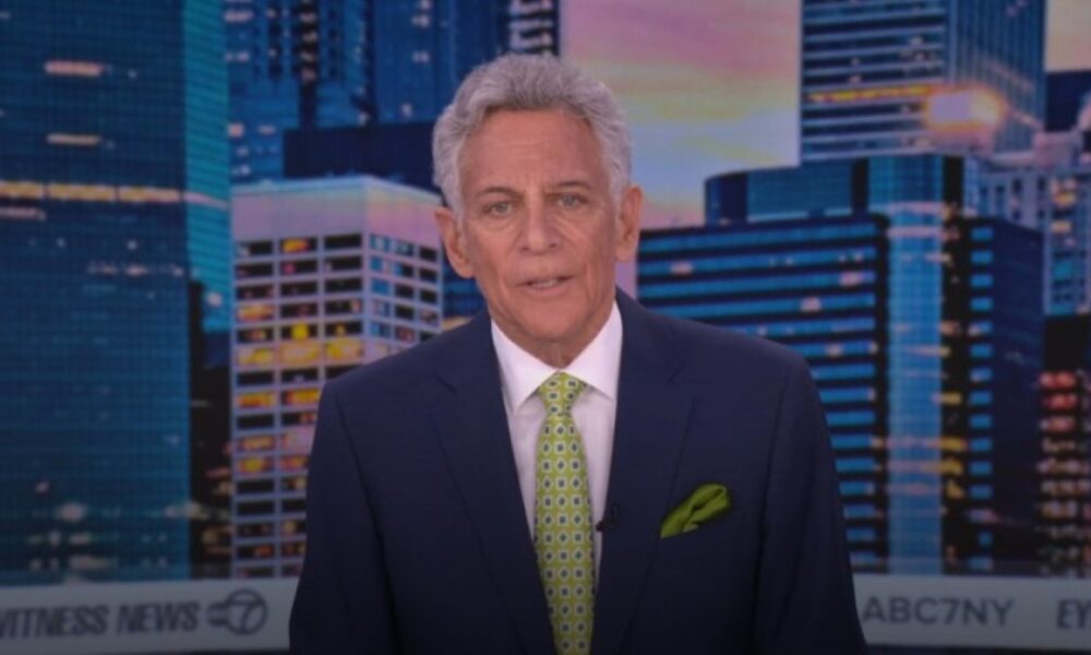 Anchor Bill Ritter describes the first signs of Alzheimer’s noticed years before the disease was confirmed
