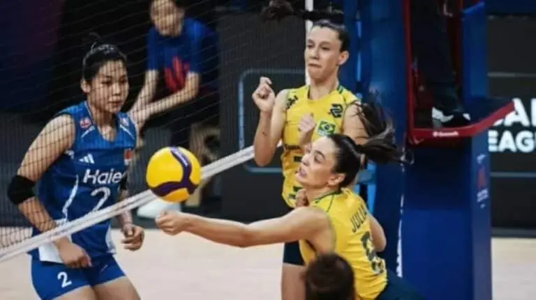 Brasil x China Volei