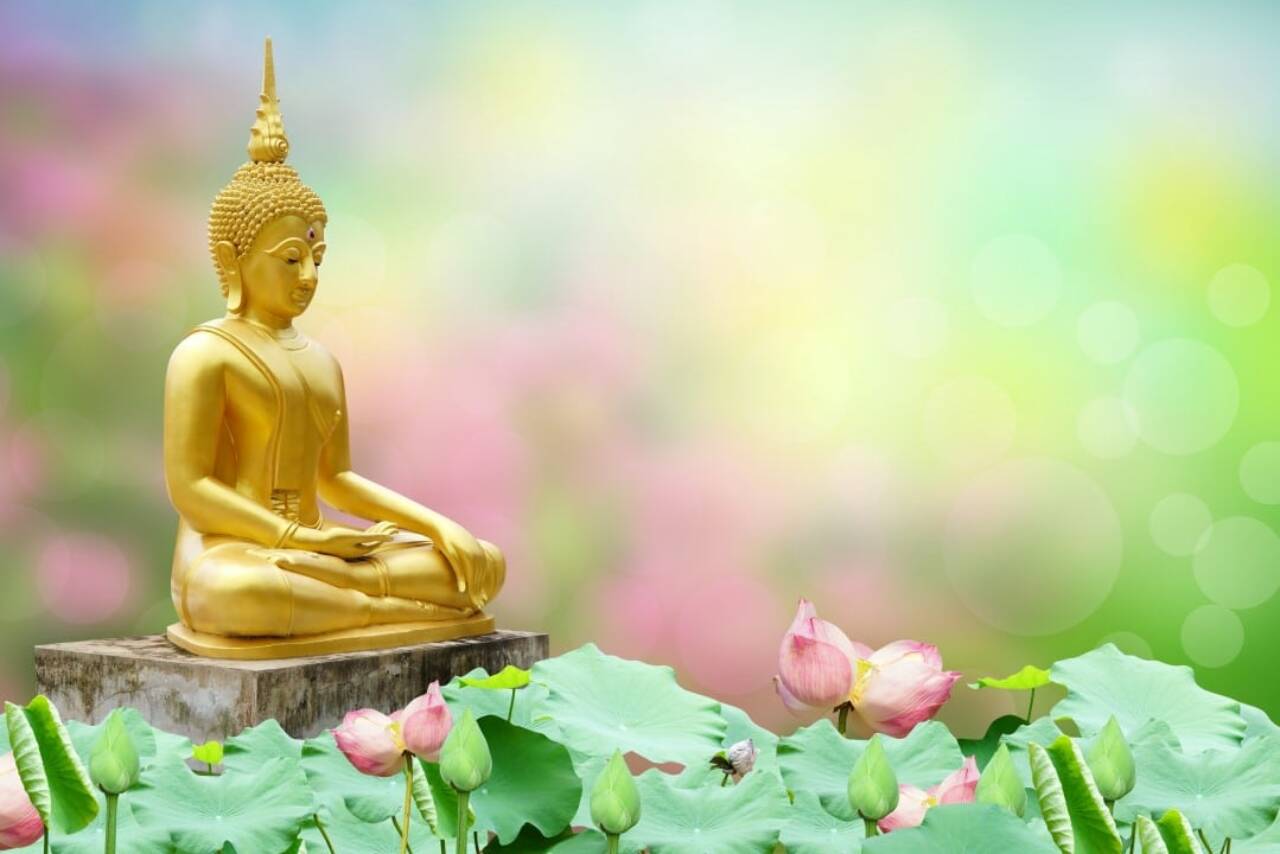 Buda Dourad, Dia Vesak