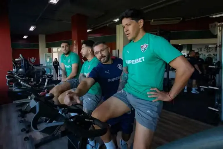 Cano na reapresentação do Fluminense