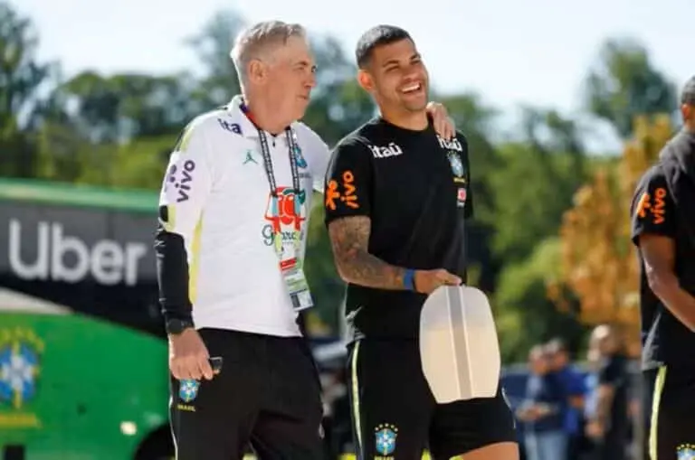 Carlo Ancelotti e Bruno Guimarães