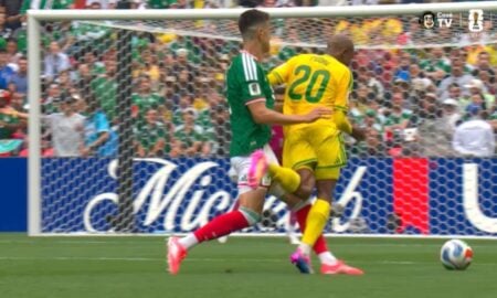 Cesar Montes comete falta dura e é expulso