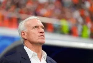 Trainer Didier Deschamps führt Frankreich gegen Norwegen bei der Weltmeisterschaft nach dem Tod seiner Mutter nicht mehr an