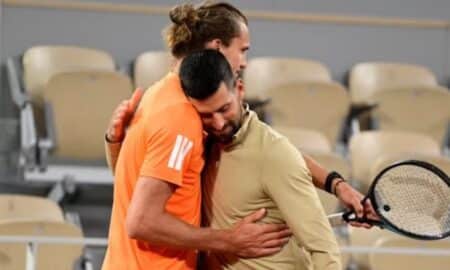Djokovic parabeniza Zverev