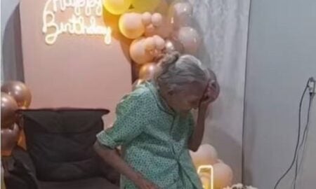 Dona Maria dançando forró em seu aniversário de 104 anos