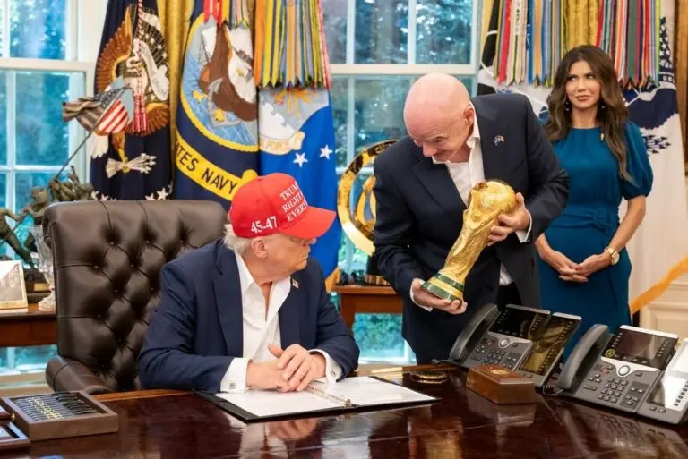 Donald Trump e Gianni Infantino