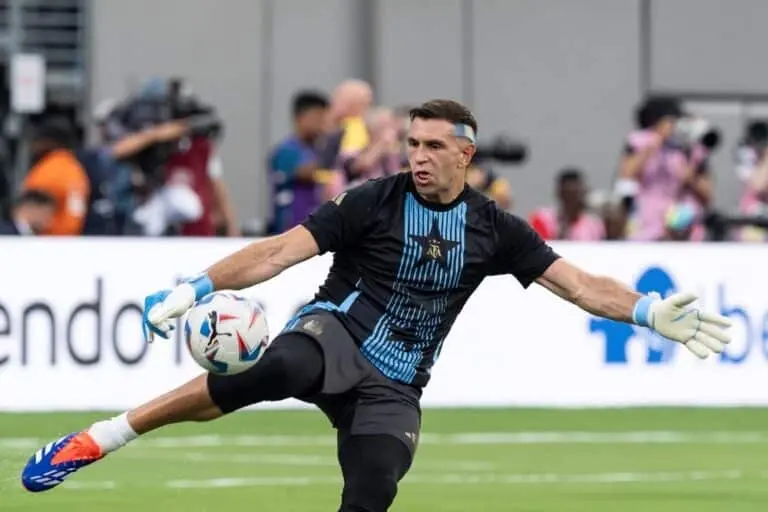 Emiliano Martínez