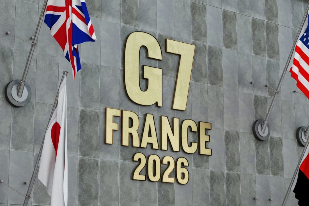 G7