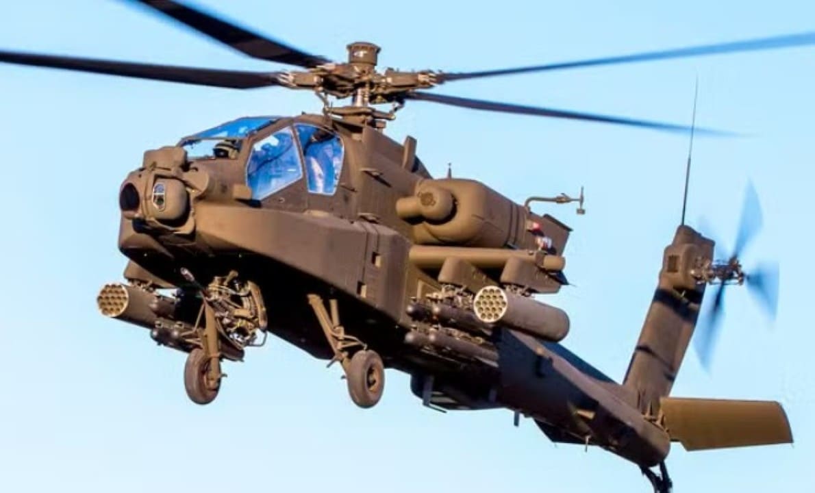 Helicóptero Apache modelo AH-64