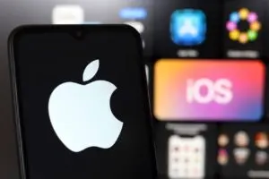 Apple phát hành bản cập nhật khẩn cấp với hơn 200 bản sửa lỗi bảo mật cho iOS, macOS và iPadOS