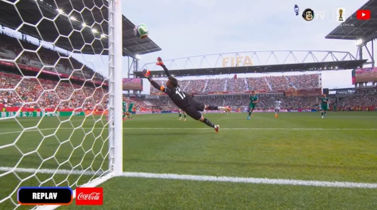Iliman Ndiaye faz o quinto gol de Senegal