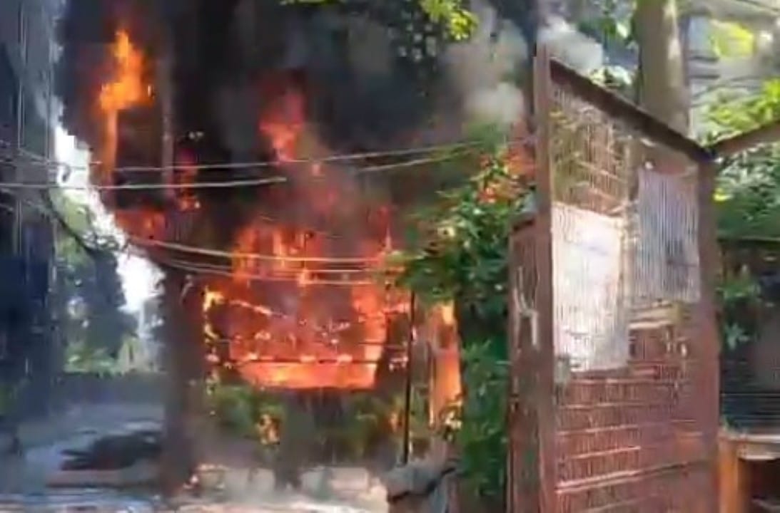 Incêndio em hotel de Malviya Nagar deixa 21 mortos em Délhi