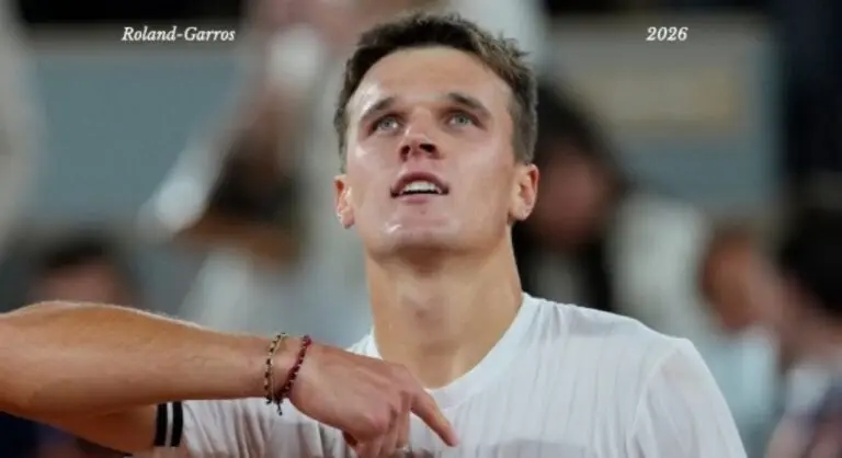 JAKUB MENSIK