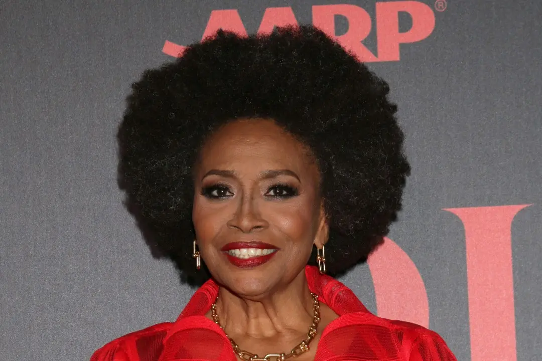 Jenifer Lewis