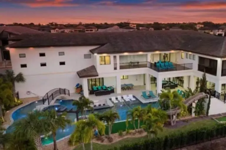 Mansão alugada por Neymar pai em Orlando
