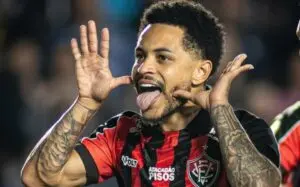 Escalação confirmada Athletico x Vitória nesta segunda de Copa do Brasil