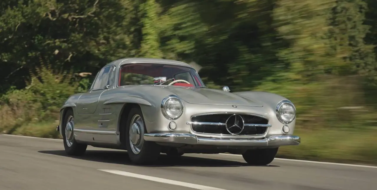 Mercedes-Benz 300
