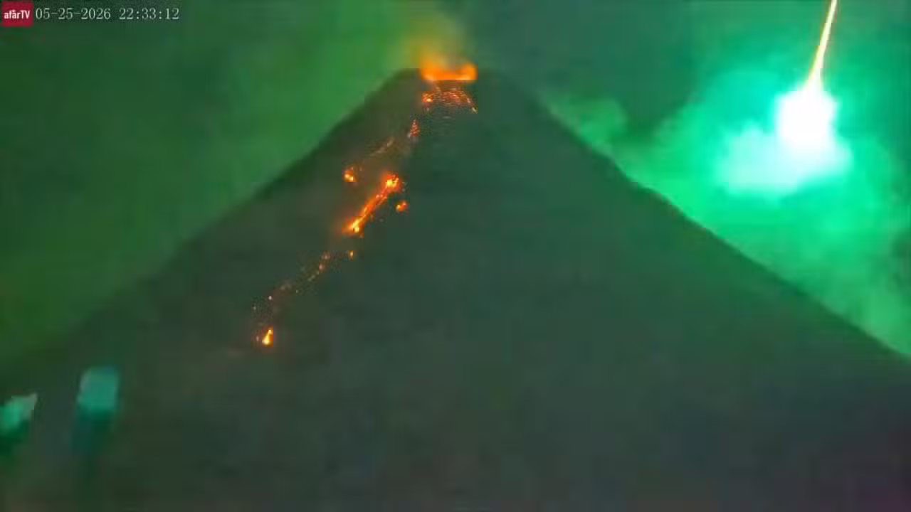 Meteoro cai perto de vulcão nas Filipinas