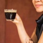 Mulher, xícara de café