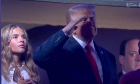 Presidente Trump em jogo da NBA